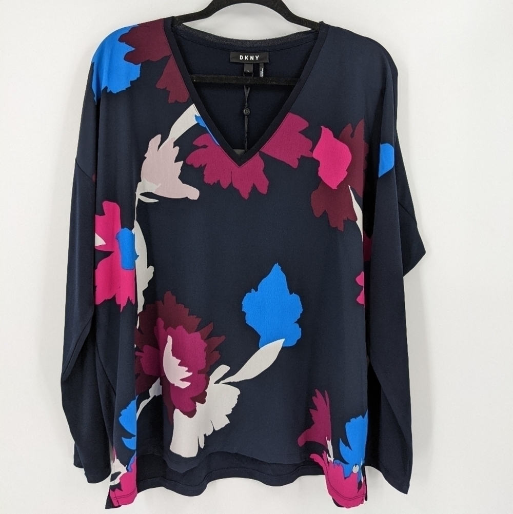 NWT DKNY Floral V-neck Top